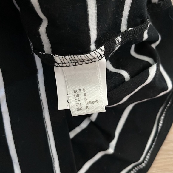 NWOT Striped Relaxed Bodycon Dress - Picture 2 of 3